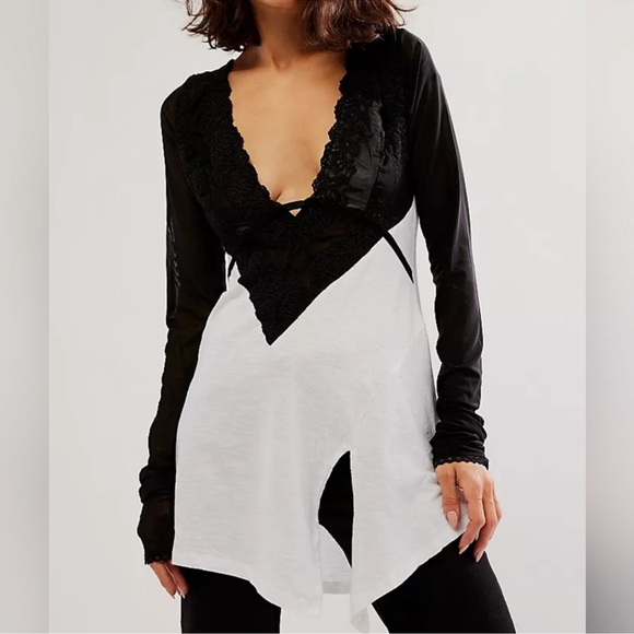 Free people revendouz lace trim top in M - Picture 2 of 3